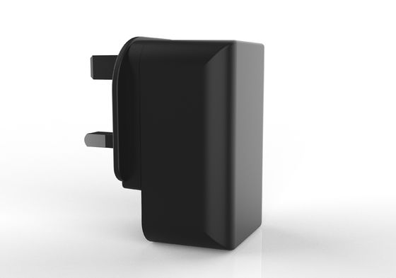 Single USB Port White 5V2.4A RoHS UL Certified Wall Charger UK